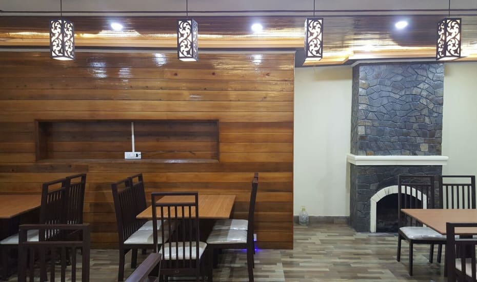 Anutri Hill Resort Darjeeling Restaurant