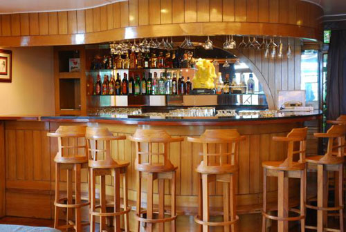 Cedar Inn Hotel Darjeeling Restaurant